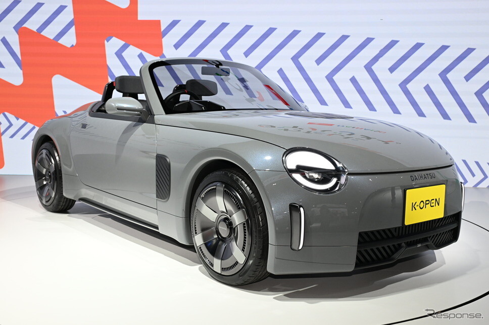 ダイハツの次期『コペン』は後輪駆動に！JMSでの発表に、SNSでは「疲れ吹っ飛んだぜ」「可愛らしいのも良い」と絶賛