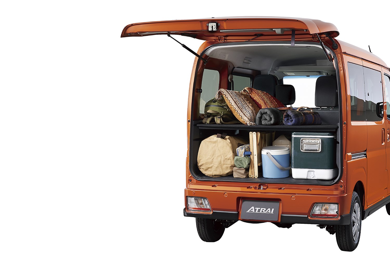 レジャーにキャンプに使い倒せる軽ワンボックス 最新 アトレー と熟成 エブリイワゴン をガチ比較する Carview 自動車情報サイト 新車 中古車 Carview