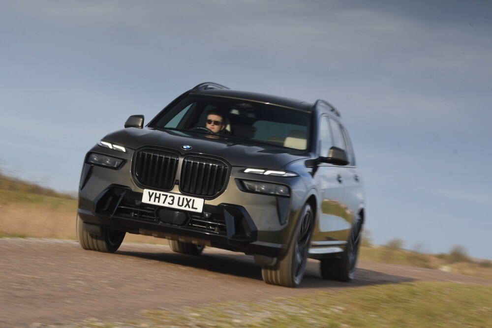【根強いSUV人気】BMW X7、2代目も絶賛開発中⁉︎　2027年発売か　EVモデルも導入