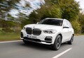 BMW X5にPHEVの「xDrive 45e」と高性能版「M50i」が追加されてモデルラインナップが拡充！