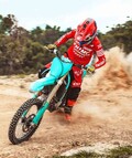 【KOVE】モトクロッサー「MX250」が8月に日本発売！（動画あり）