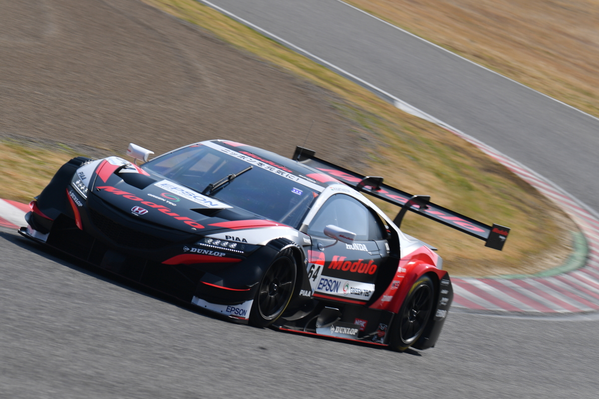 ナカジマレーシングがSUPER GT参戦マシンを発表！ ブラック基調のNEWカラーで今シーズンを戦う