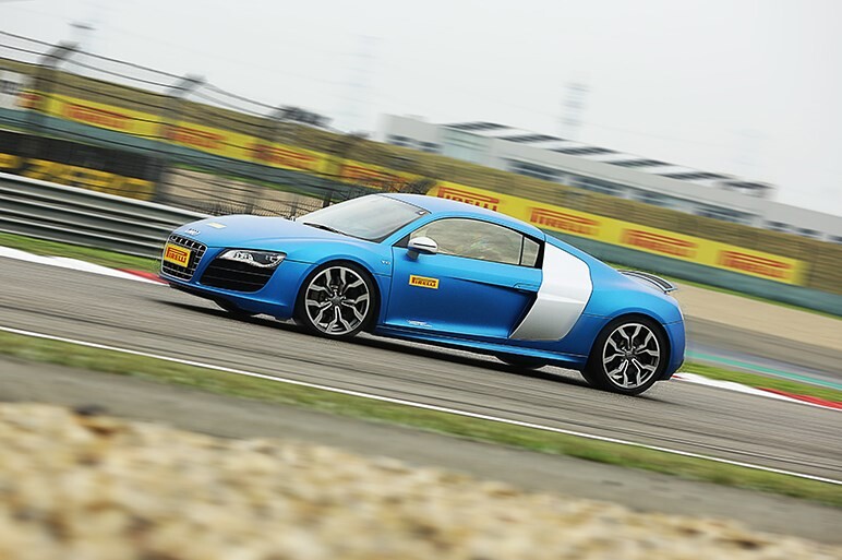 ピレリ新世代スポーツタイヤ「P ZERO」と「DRAGON SPORT」を試走