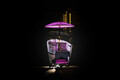 トヨタの「マジな遊び心」がヤバいくらい面白い！　「そうきたか！」な「走る傘」