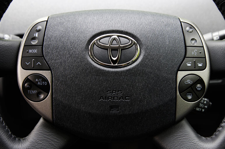 価格は189万円！ 現行プリウスはプリウスEXに 