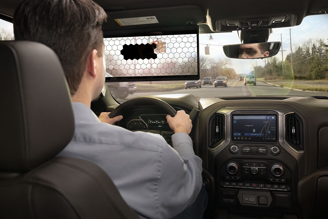 これで太陽のまぶしさとお別れ ボッシュが作った革新的なサンバイザー Carview 自動車情報サイト 新車 中古車 Carview