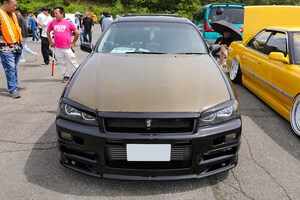 日産R34「スカイラインGT-R」顔の「ステージア」!? 純正より安く手に入るアフターパーツを使用