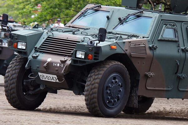 自衛隊の「顔」車両は“トルコ製いかが!?” コマツ撤退で国内開発× 決まらない後継選定に世界が熱視線