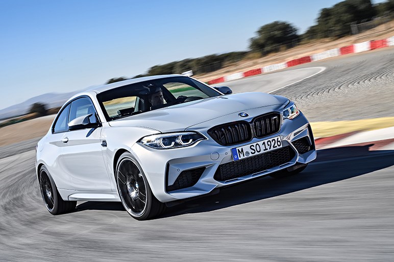 BMW、M2クーペの特性をさらに引き伸ばす M2コンペティションを発表