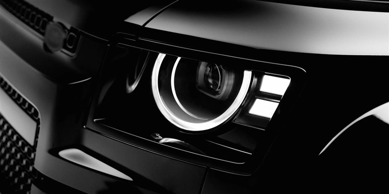 【全身まっくろ】ランドローバー史上最黒？ 「ディフェンダー オクタ」に漆黒仕様「ブラック」登場