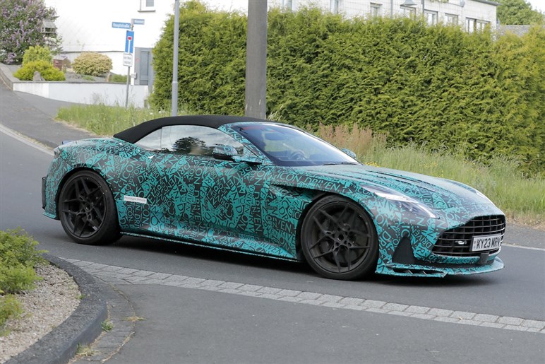 【720馬力超えのモンスター爆誕？】アストンマーティン「DB12」の“Sモデル”がマジで化け物…キミは戦闘機か？