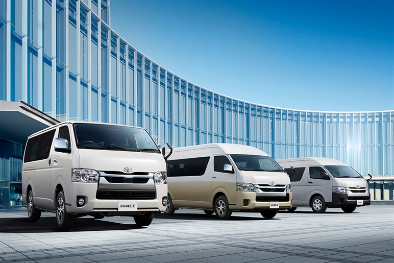 「アルファード」田原工場生産移管で新型「ハイエース」は27年末に登場か。BEV化は必至、現行モデル併売も？