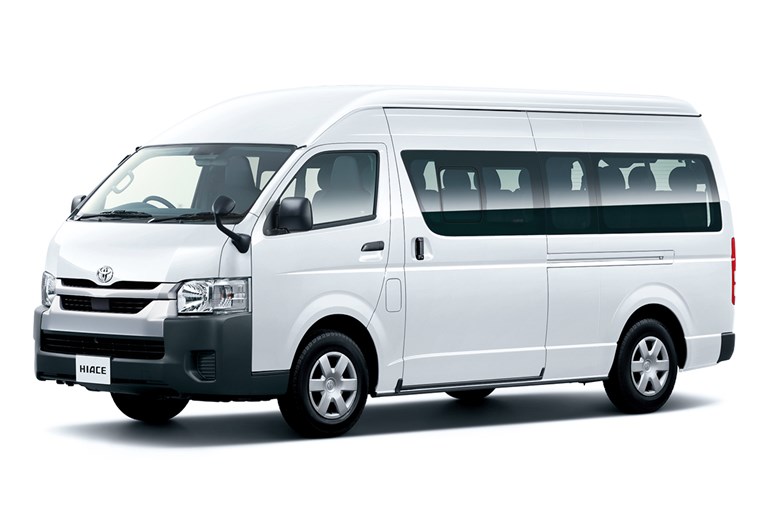 「アルファード」田原工場生産移管で新型「ハイエース」は27年末に登場か。BEV化は必至、現行モデル併売も？