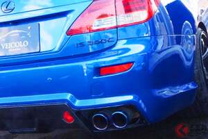250万円！ レクサス斬新「“2ドア”スポーツカー」に反響多数！ 「“300馬力超えV6”をMTって運転楽しそう」「こだわりがスゴイ」の声も集まるIS 350C！ 走りを追求したVEICOLOのカスタムカーに熱視線！