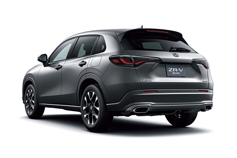 ホンダ「CR-V」に待望のハイブリッド追加！ 日本向けに最適化され2025年10月ころ導入。価格は550万円～