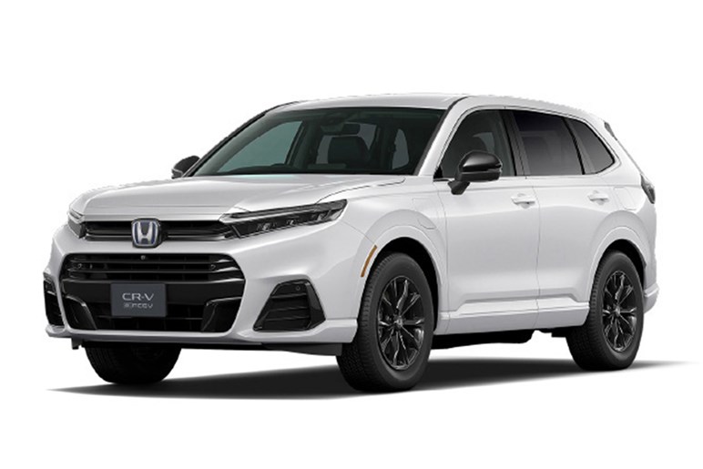 ホンダ「CR-V」に待望のハイブリッド追加！ 日本向けに最適化され2025年10月ころ導入。価格は550万円～