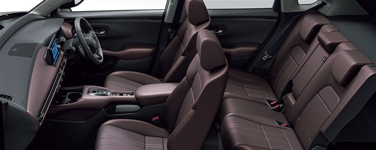 ホンダ「CR-V」に待望のハイブリッド追加！ 日本向けに最適化され2025年10月ころ導入。価格は550万円～