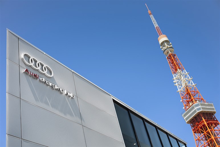 アウディが「売らない」ショールームを日本橋に開設。EV普及のジレンマに挑む都市型戦略とは