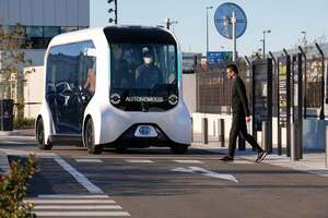 日本のバス＆タクシーは「自動で走れる」だけじゃ成り立たない！　自動運転での無人化には「運転以外のサービス」問題を解決する必要あり
