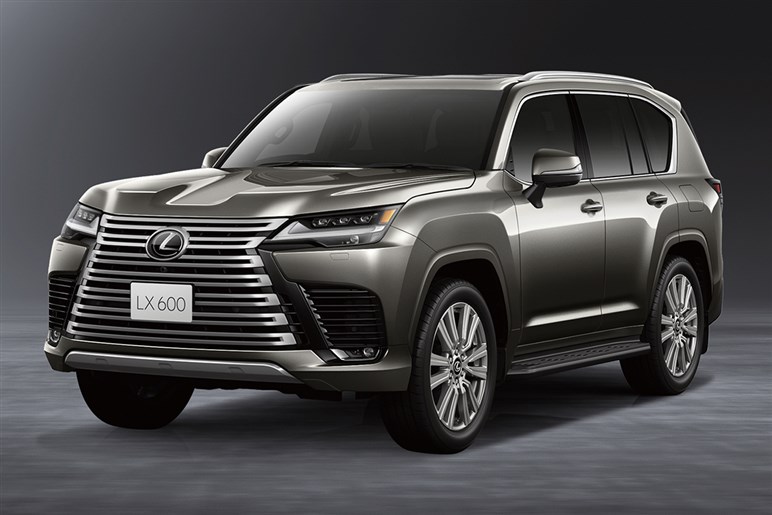 【日産の頂点】「パトロール」はGT-Rに続くブランドの象徴になれるか…ランクルとの比較でユーザーはどう評価している？