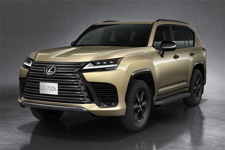 【日産の頂点】「パトロール」はGT-Rに続くブランドの象徴になれるか…ランクルとの比較でユーザーはどう評価している？