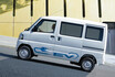 軽商用電気自動車の三菱ミニキャブ・ミーブが大幅改良。電動パワートレインを新世代化して航続距離をアップ。車名は「ミニキャブEV」に刷新
