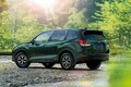 国内発売はいつ!?　新型＆現行フォレスターの写真を見比べてみよう