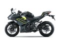 【カワサキ】ライトウェイト・スポーツ「Ninja 250」のカラー＆グラフィックを変更して11/1に発売！