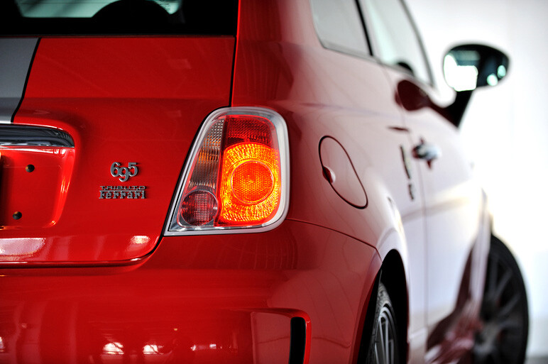 アバルト695 トリブート フェラーリ　日本で試乗