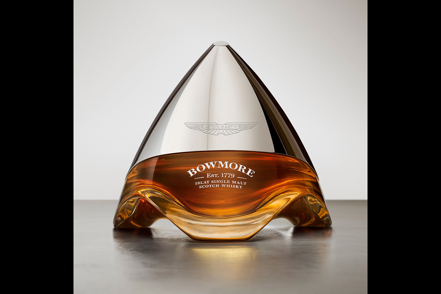 ボウモア22年 アストンマーティン #2 ボウモア 22年 アストンマーチン | TheWhiskyLegend