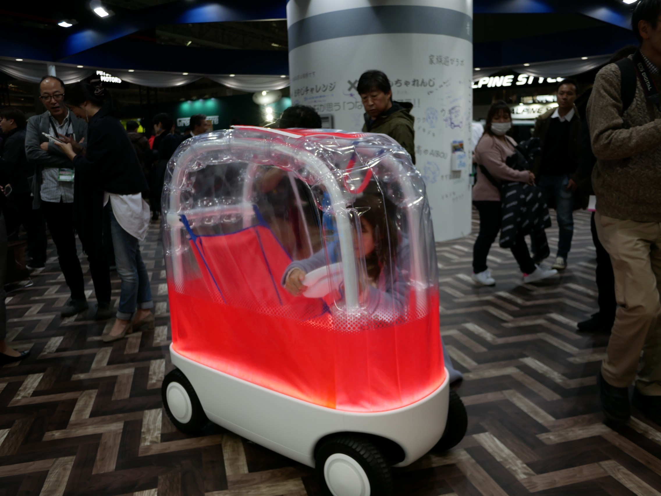 子どもに向けた初めての四輪 Aibou アイボウ の中身は高齢者向け電動カートだった 東京オートサロン Carview 自動車情報サイト 新車 中古車 Carview