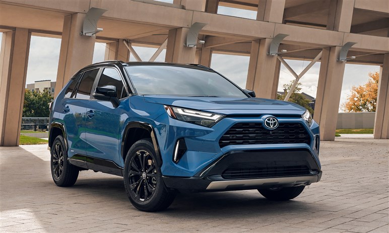 【5月21日発表】トヨタが新型「RAV4」のティザーを公開。予想デザイン、価格、パワトレ…最新情報まとめ