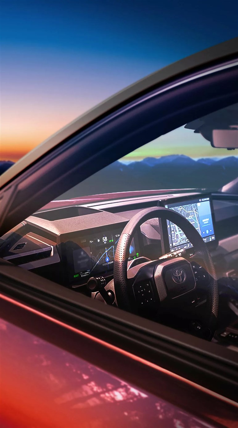 【5月21日発表】トヨタが新型「RAV4」のティザーを公開。予想デザイン、価格、パワトレ…最新情報まとめ