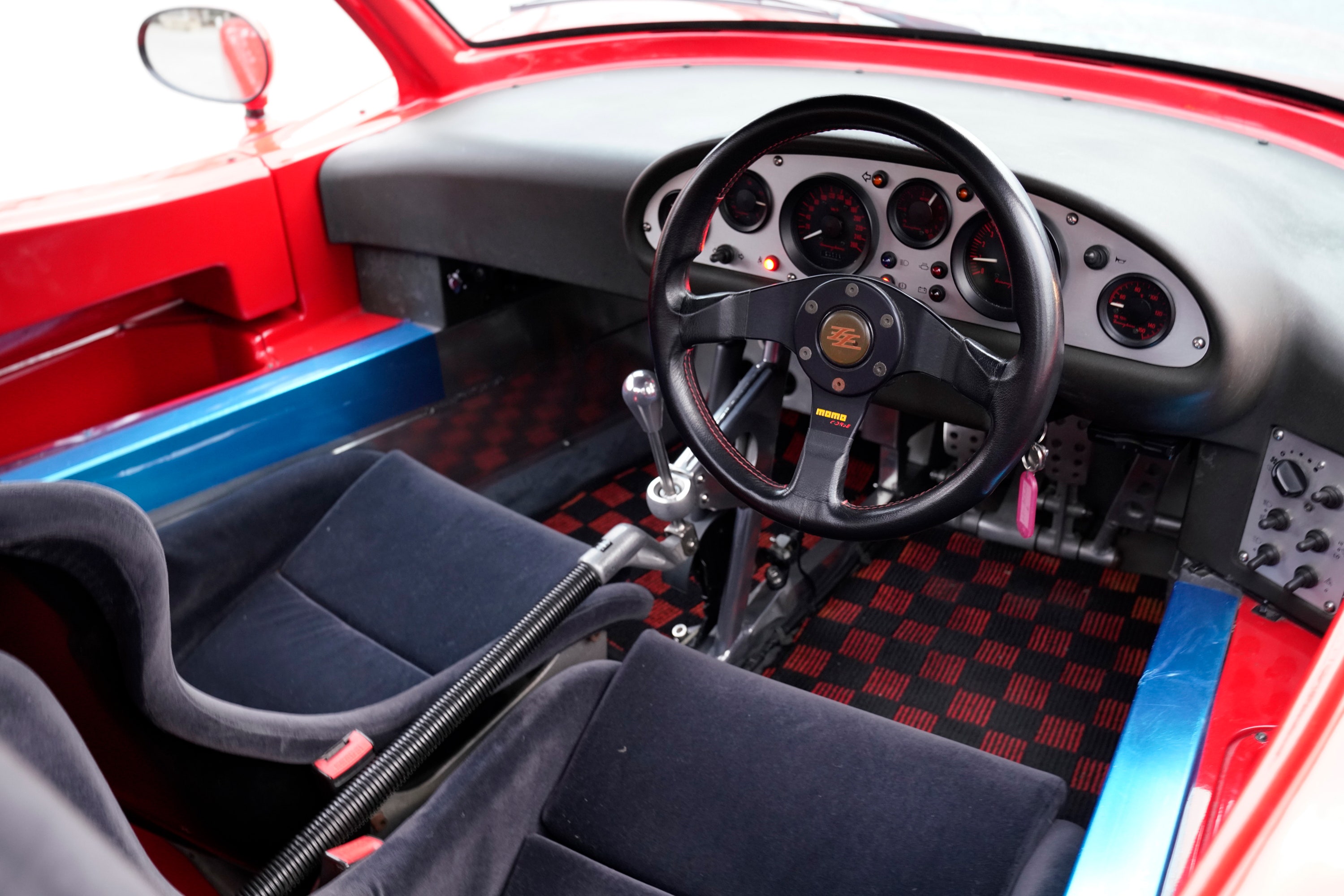 自動車メーカーになった男 想像力が全ての夢を叶えてくれる 番外編 Gq Japan 自動車情報サイト 新車 中古車 Carview