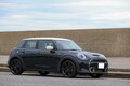 長年想い続けたミニを愛車に。2022年式BMW MINI Cooper S Resolute Edition