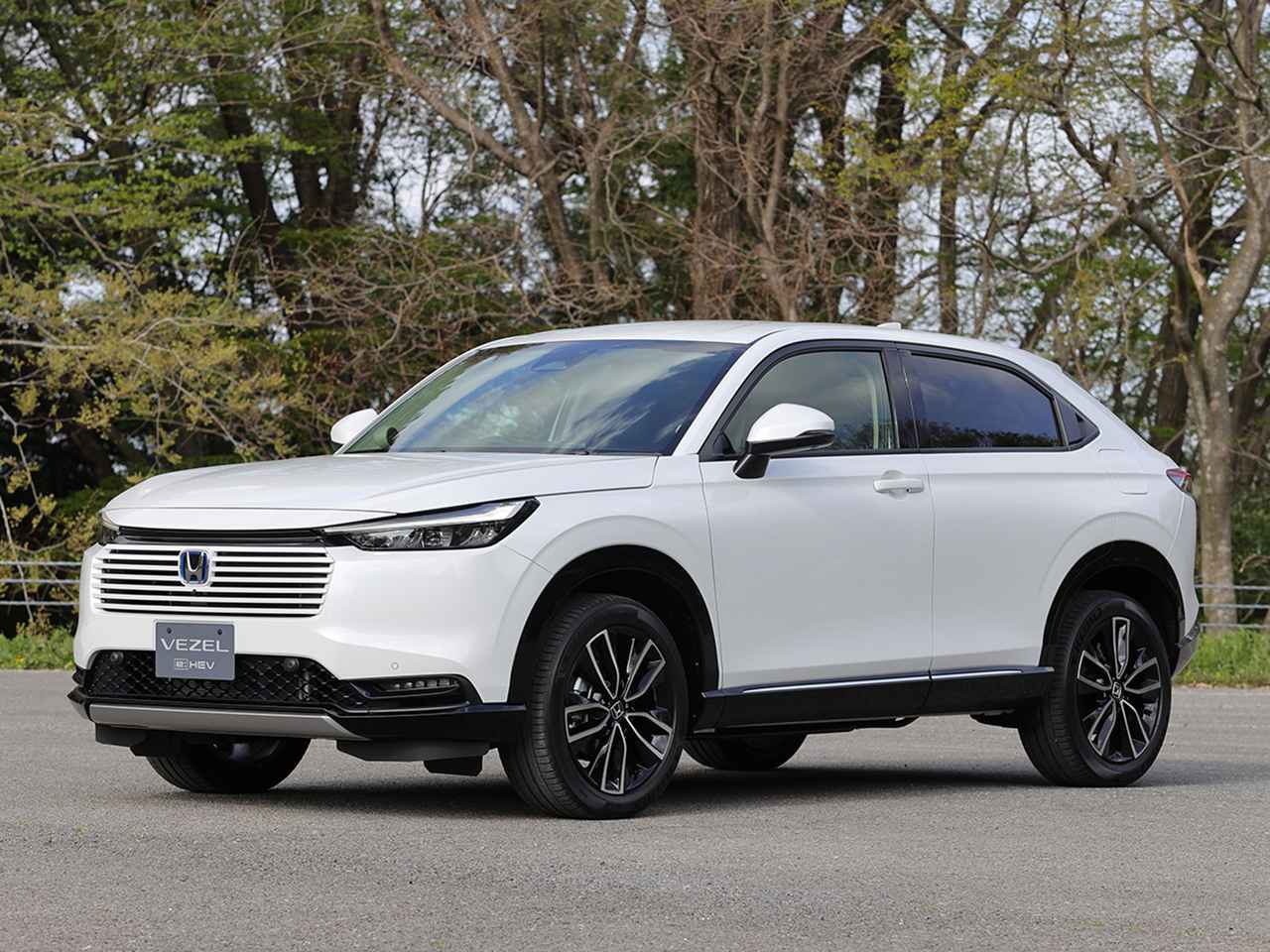 ヴェゼル ホンダ新型ヴェゼル 三択の方程式：解の弐】上級な「Z」は、高