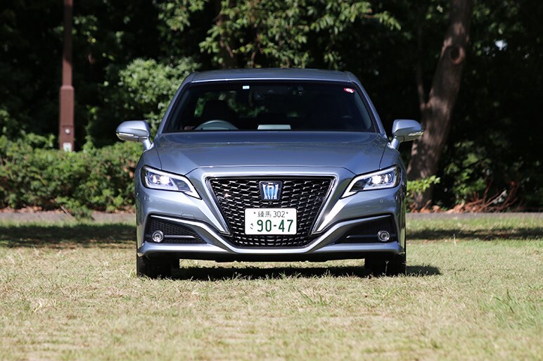 トヨタ クラウン試乗。高くても売れている高級セダン