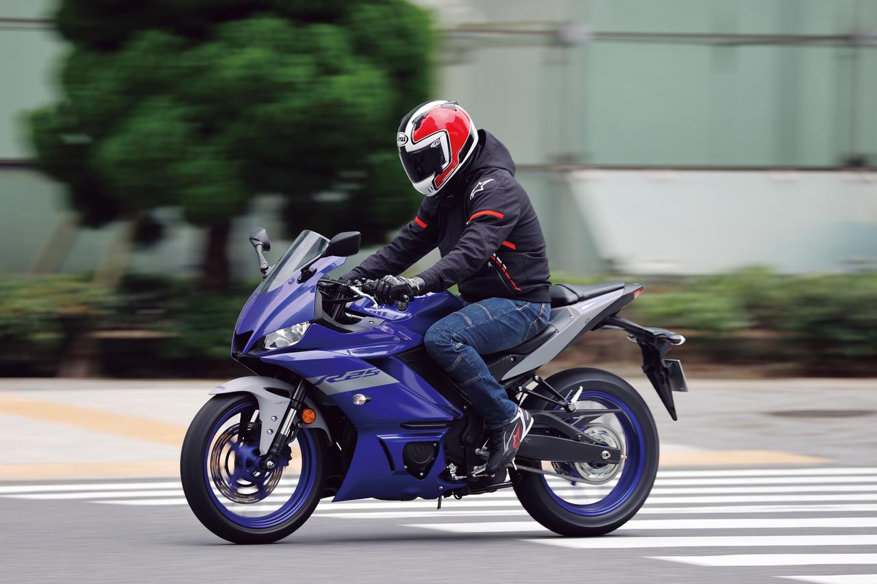 比較検証 街乗り ツーリングに向いている快適なバイクはどれだ カワサキninja250 ヤマハyzf R25 スズキgsx250r ホンダ Cbr250rr Webオートバイ 自動車情報サイト 新車 中古車 Carview