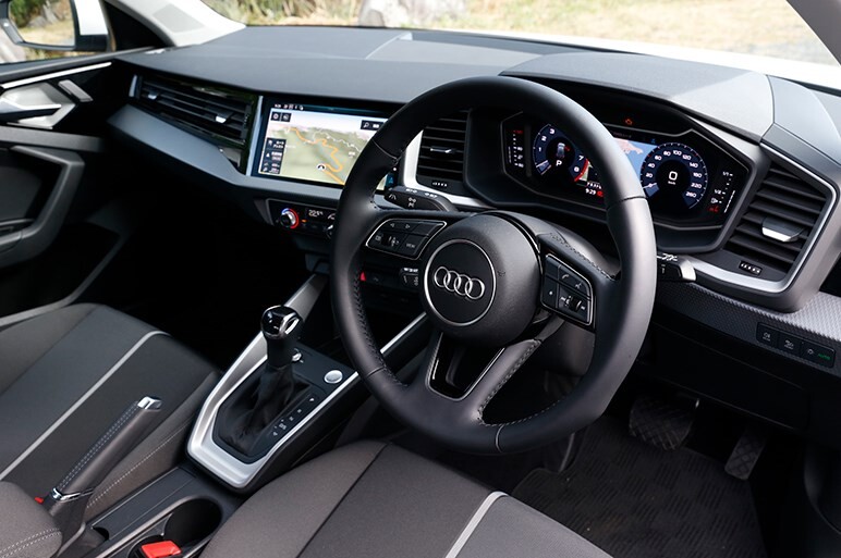 新型アウディA1の1.5Lターボ版は初代よりも簡素でダイレクト感のある走り味