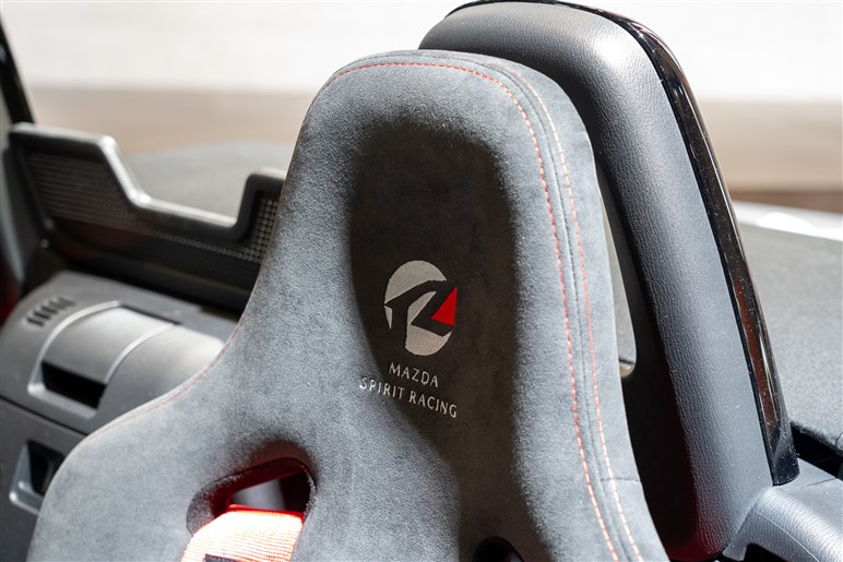 【10日発表！】待望の“2.0L搭載”ソフトトップは確定。新・高性能ロードスターはどんなクルマ？