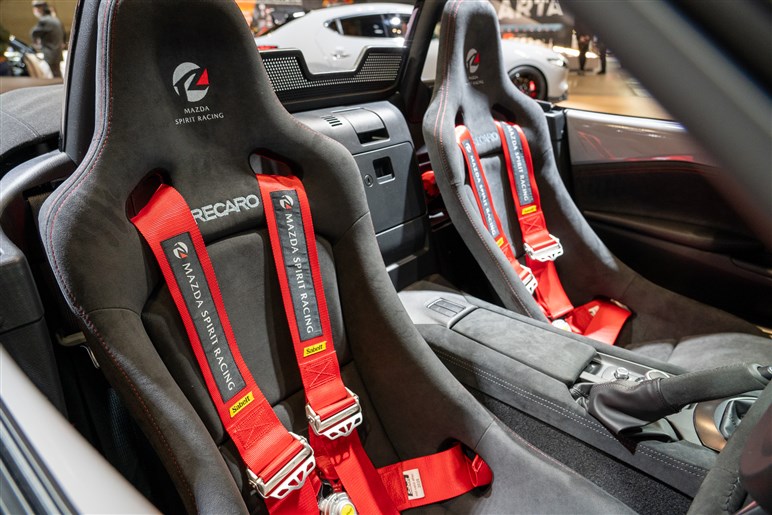 【10日発表！】待望の“2.0L搭載”ソフトトップは確定。新・高性能ロードスターはどんなクルマ？