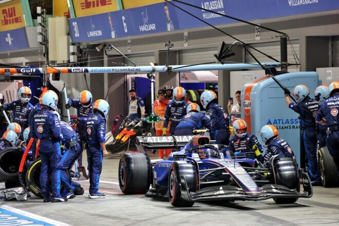 予選失格のウイリアムズのサインツ、18番手から10位入賞「セーフティカーのないレースで順位を上げたことが誇らしい」