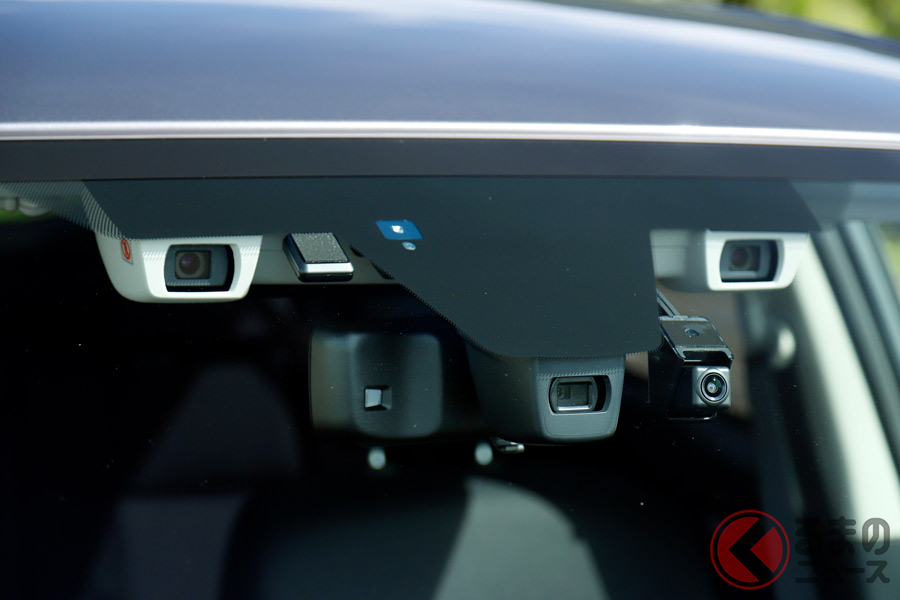 自動ブレーキ装着車はフロントウインドウの撥水コートng 飛び石修理が高額化する訳 くるまのニュース 自動車情報サイト 新車 中古車 Carview