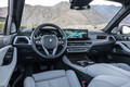 BMW「X5」「X6」がすべてハイブリッドになった！ カーブド・ディスプレイを採用して最新コックピットに大変化しました