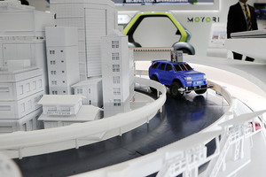 走るだけで路面の破損状況を把握！KYBの「スマート道路モニタリング」が地方財政を救う！