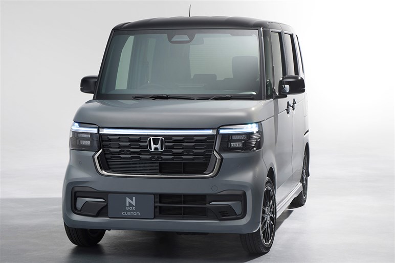 三菱が予告する“新型軽”は「万年脇役」の汚名を返上できるか…日産まで戦々恐々とするシャレにならない理由