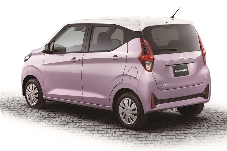 三菱が予告する“新型軽”は「万年脇役」の汚名を返上できるか…日産まで戦々恐々とするシャレにならない理由