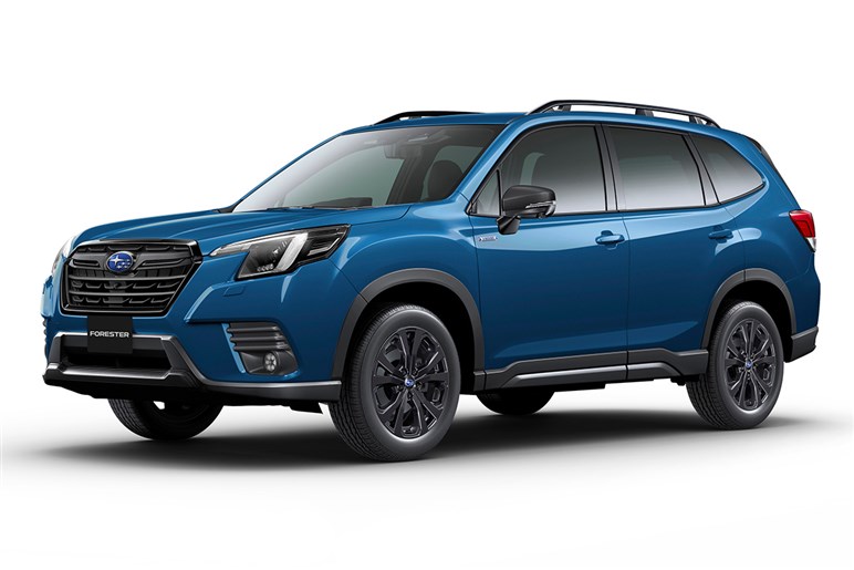 【どちらがお好み？】新型フォレスター登場！ ゴツい本格SUVに成長した6代目とWRX譲りの刺激的だった初代