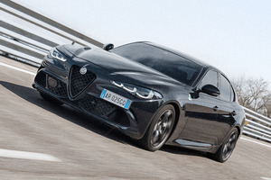 【アルファロメオ】「ジュリア」にアクラポビッチ製マフラー搭載の限定モデルが誕生