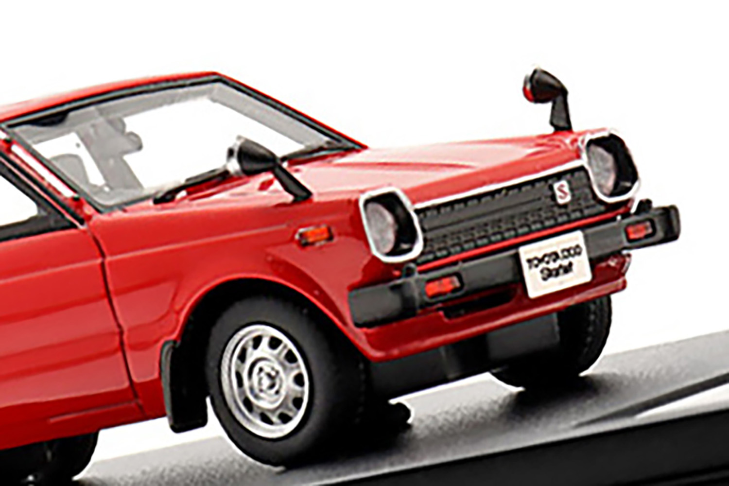 激レア 1万円の価値あり トヨタ スターレットs を本気で仕立てた ハイストーリー のレジン製 Kp61 誕生 Auto Messe Web 自動車情報サイト 新車 中古車 Carview
